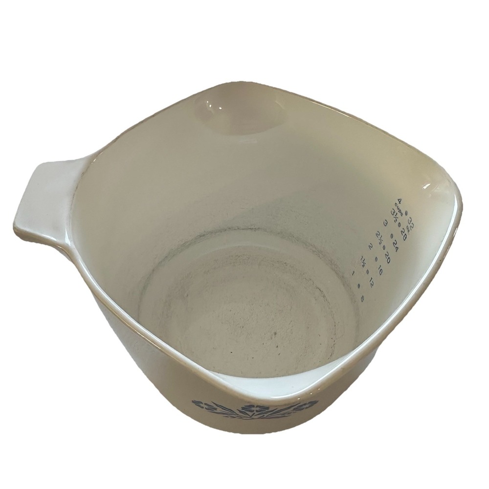 Corning Ware Blue Cornflower One Quart, 4 Cups Saucemaker, 3 Spouts with handle